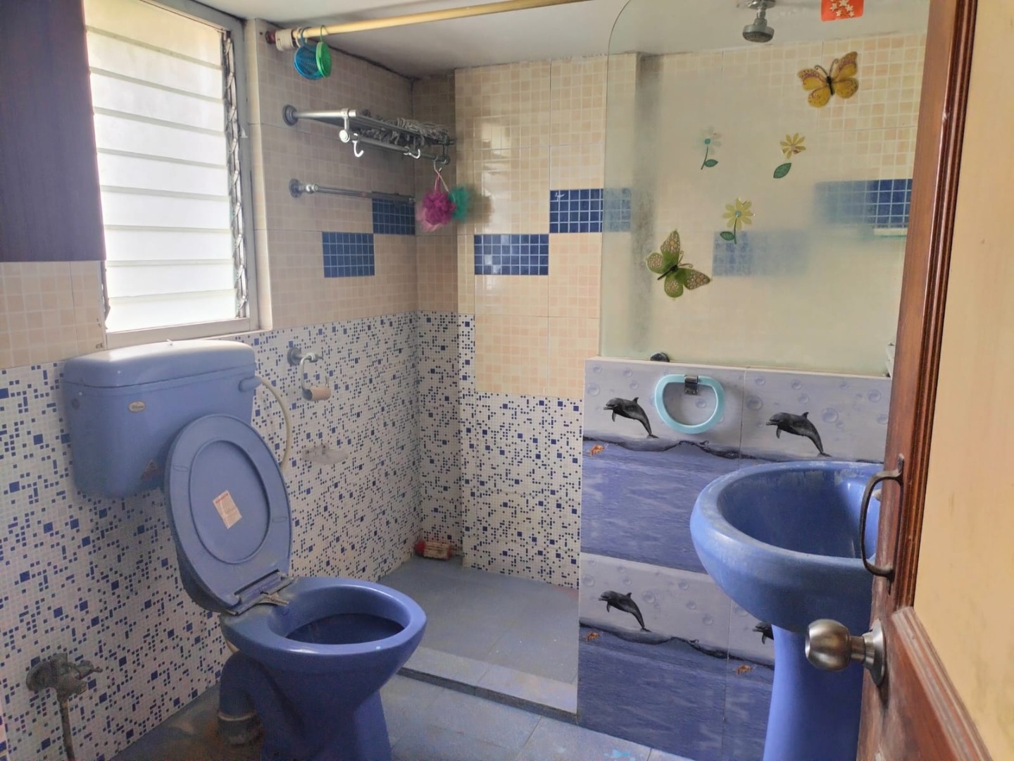 Semi Furnished 3bhk in Rukmini Gaon, Guwahati, Assam, India for Rent